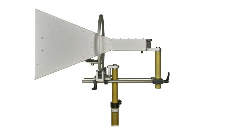 BBHA 9120 J SCHWARZBECK Broadband Horn Antenna